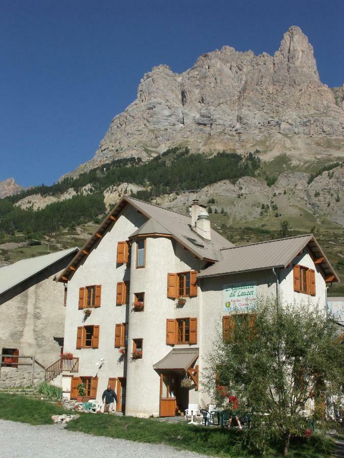 L'aiguillette Du Lauzet Guest house *