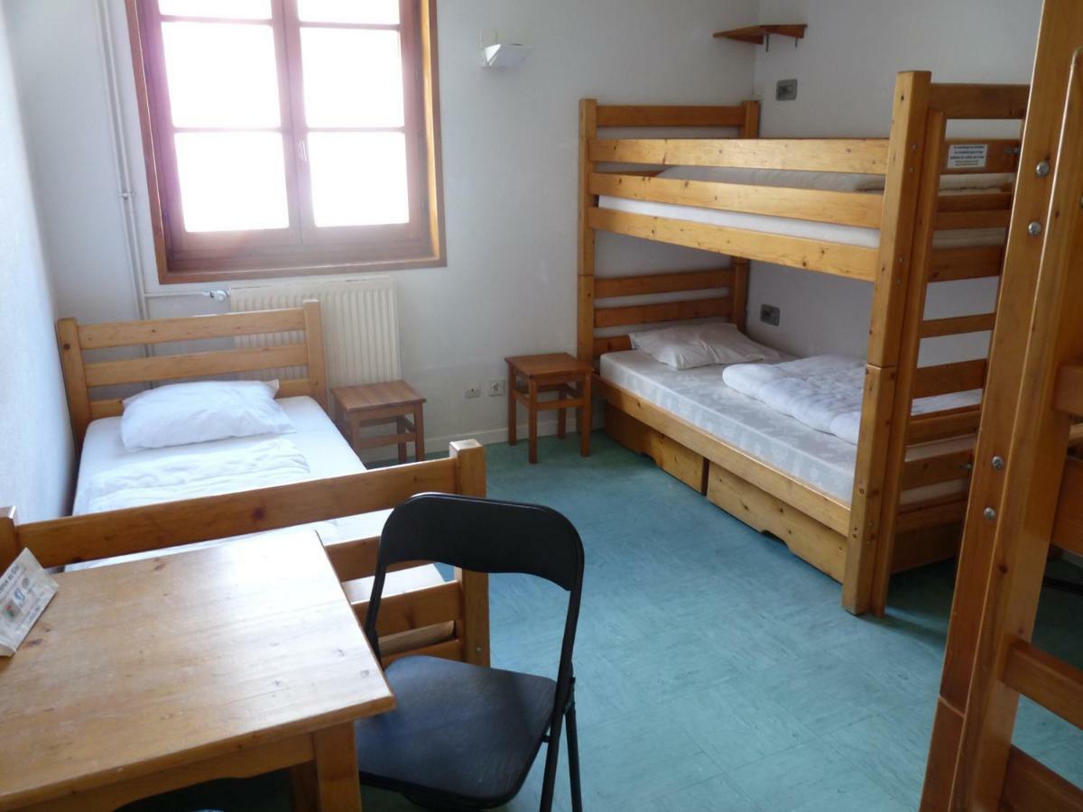 L'aiguillette Du Lauzet Guest house
